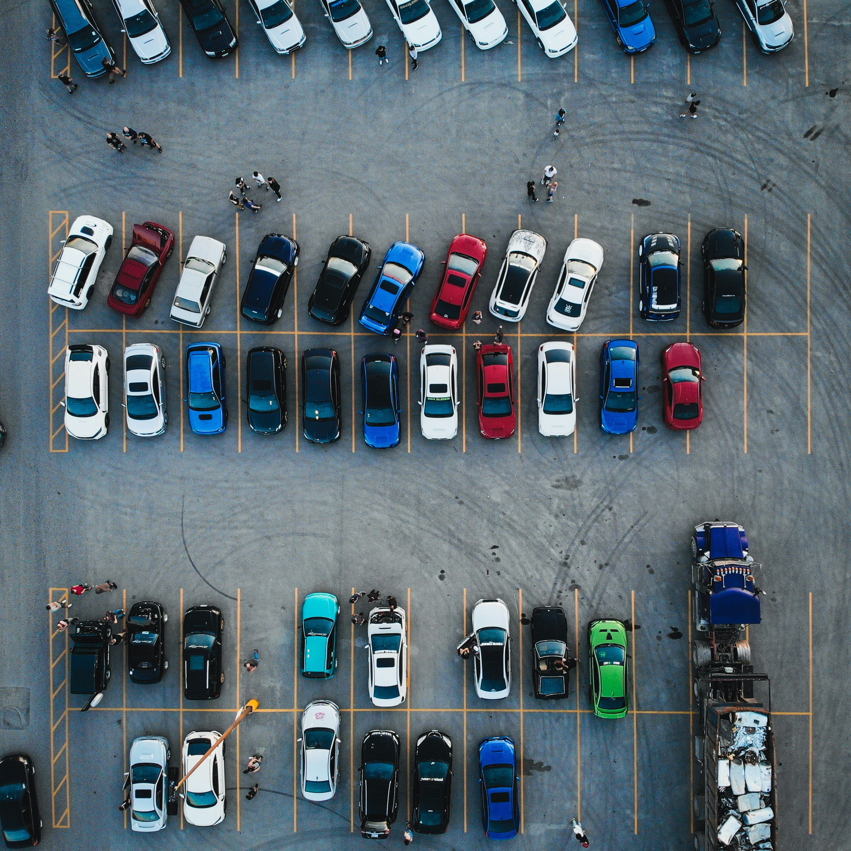 Mall & Complex Parking